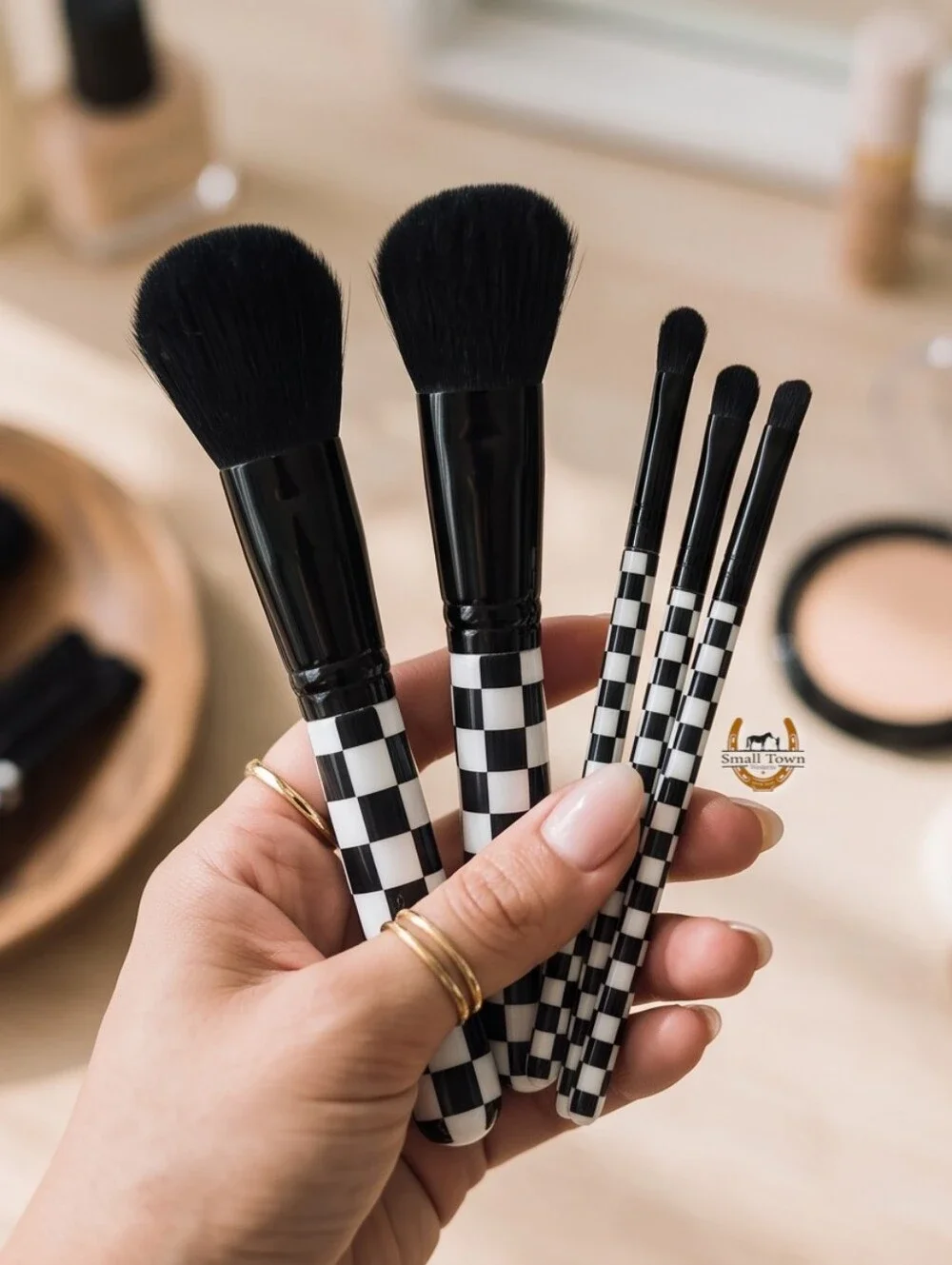 Check Mate Make-up Brush Set